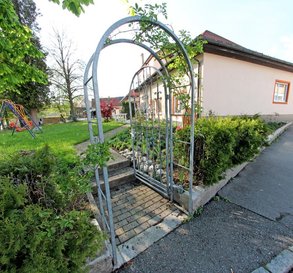Gesundheitshotel Roessle Bad Wurzach Bagian luar foto